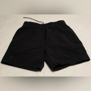 Black reigning champ shorts